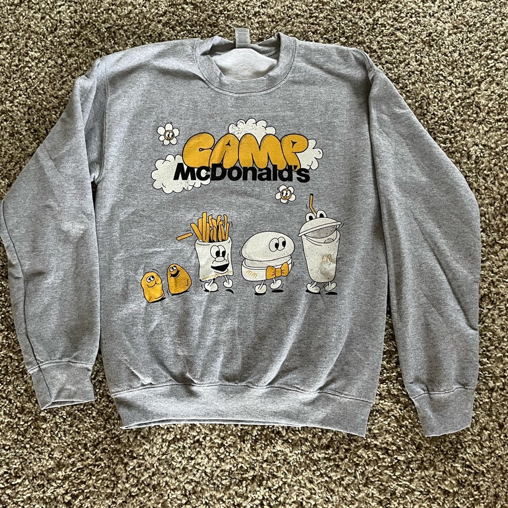 🌼Vintage style McDonald’s Sweatshirt🌼